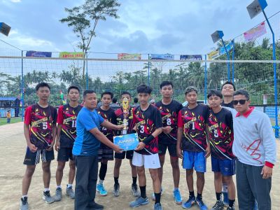 Kontingen Bola Voli Putra Desa Kalijering Raih Juara II di Turnamen HUT ke-80 RI Tingkat Kecamatan Padureso